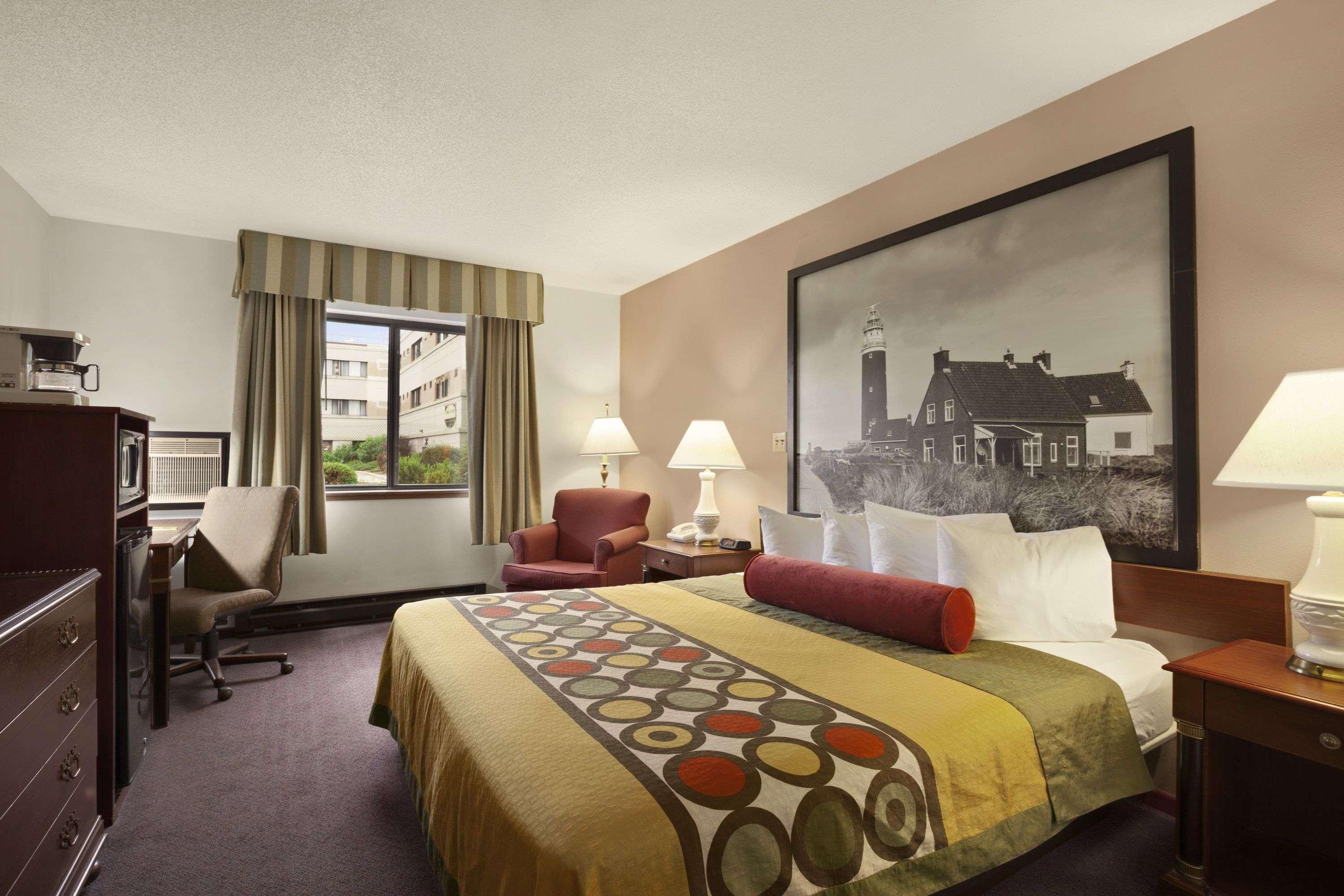 Super 8 By Wyndham Milwaukee Airport Hotell Eksteriør bilde
